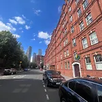 One Bedroom Flat Nine Elms Sw8