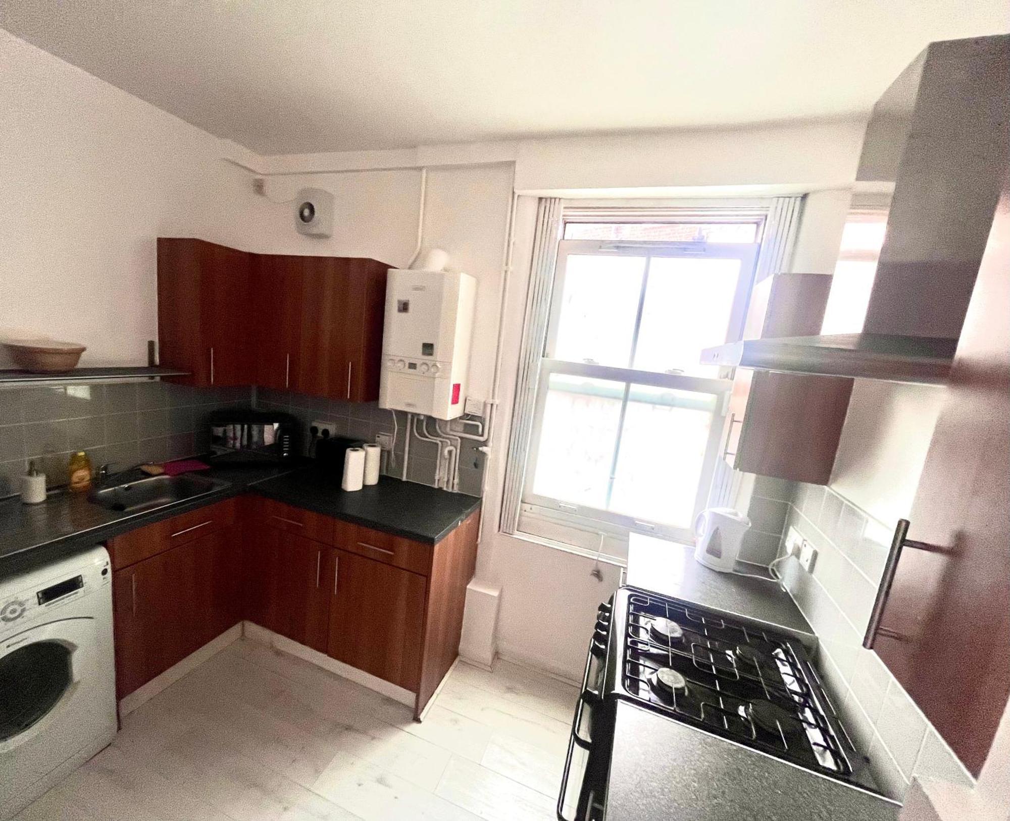 One Bedroom Flat Nine Elms Sw8 Apartment *